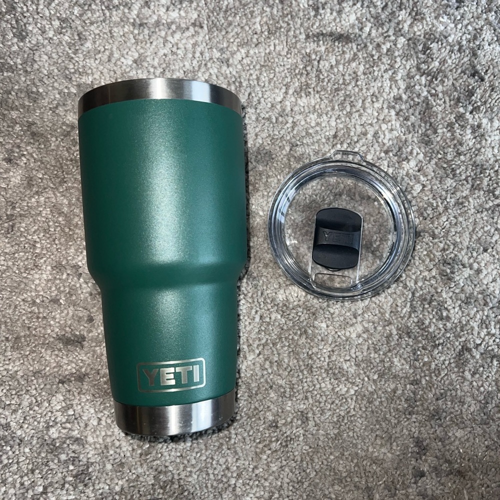 Green 30oz Yeti Rambler